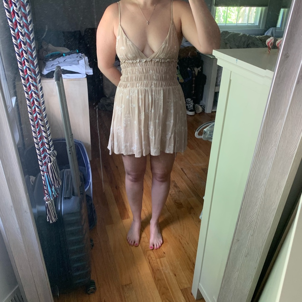 Small Skylar + Madison Brown Dress w/ White Flowers